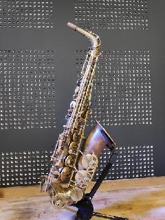 Saxophone alto Yanagisawa d�verni et patin� en 2018