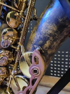 Saxophone t�nor GB maillechort d�verni et patin� en 2017 