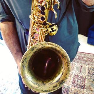 D�vernissage, patine, ergoth�rapie et toucher �b�ne sur Saxophone t�nor